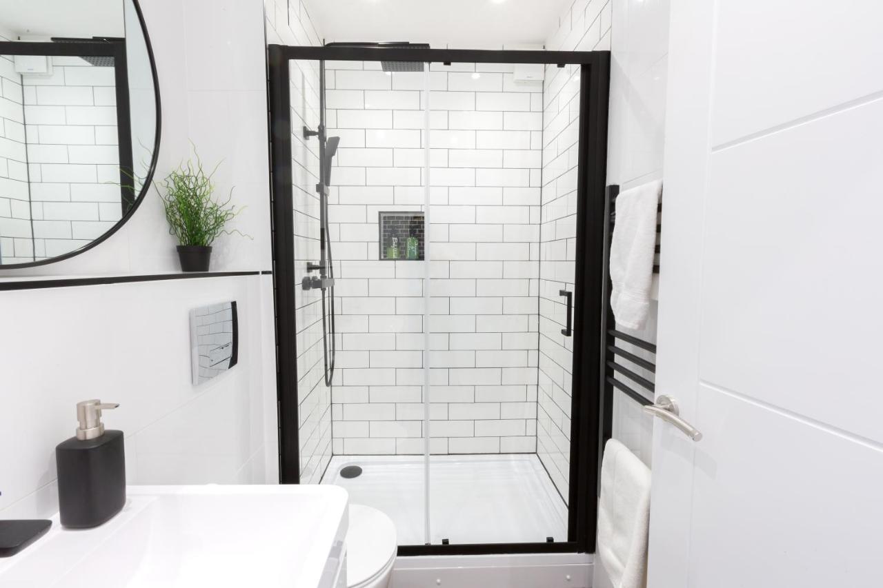 Chester Stays - Lovely Apartment In The Heart Of Chester With Free Parking Exterior foto